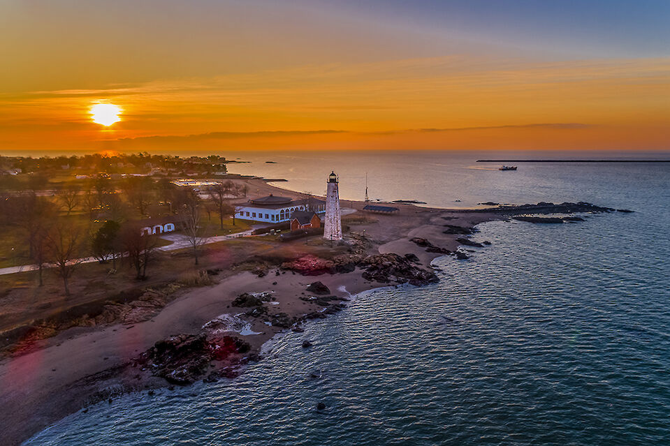 Long Island Sound Attracts People of All Ages